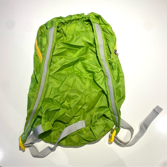 🛍️4 for 20$ / Ultra packable lightweight backpack / Green - Picture 4 of 7